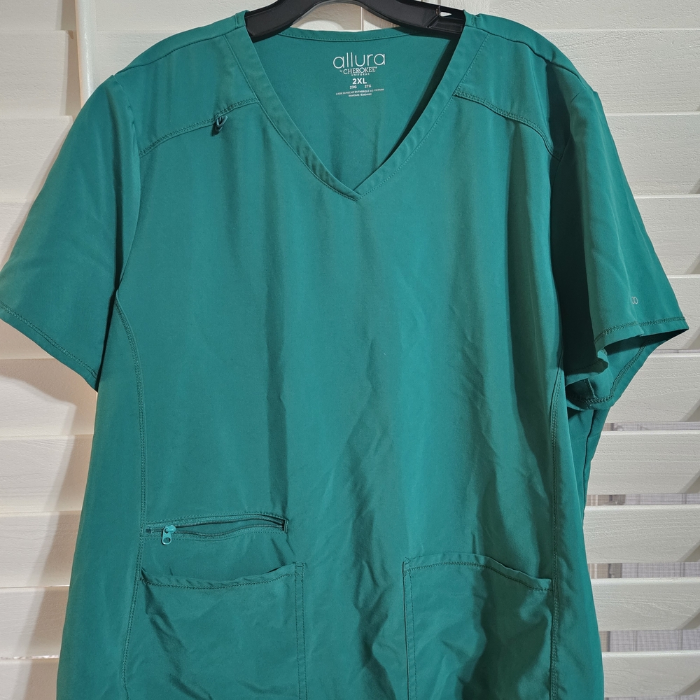 Cherokee Allura Green Scrub Top
